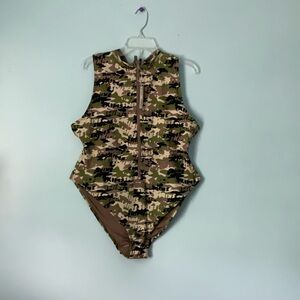 NWT skims sleeveless onepiece swimsuit